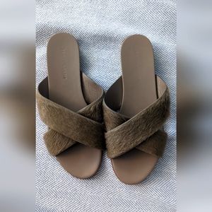 Jenni Kayne Pony Hair Sandals, Size 10